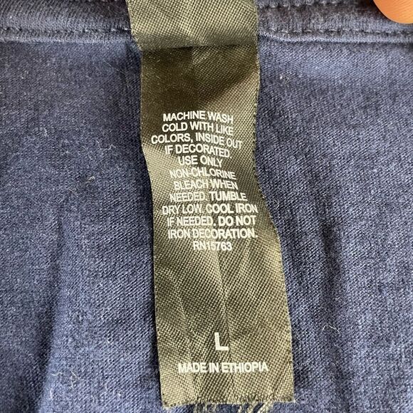 Navy Blue Mmmmm Pie Graphic T-Shirt Size L EUC - Picture 5 of 5